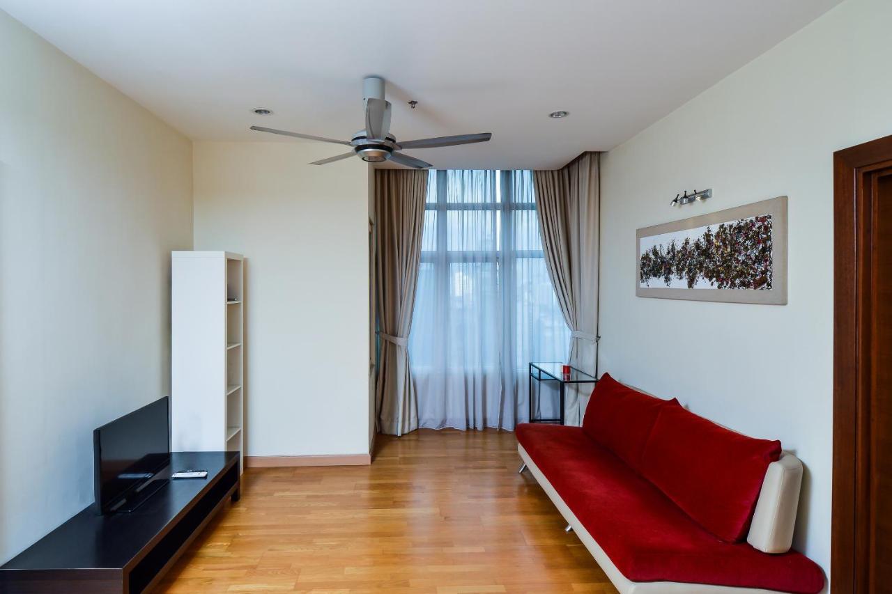 Oyo 527 Home Dua Sentral 2Br Near Brickfields Kuala Lumpur Extérieur photo